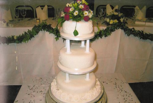 Click Here To Enlarge This Photo Of Elegance Wedding Cake
